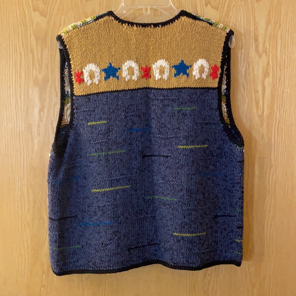 Vest - Picture 2 of 3